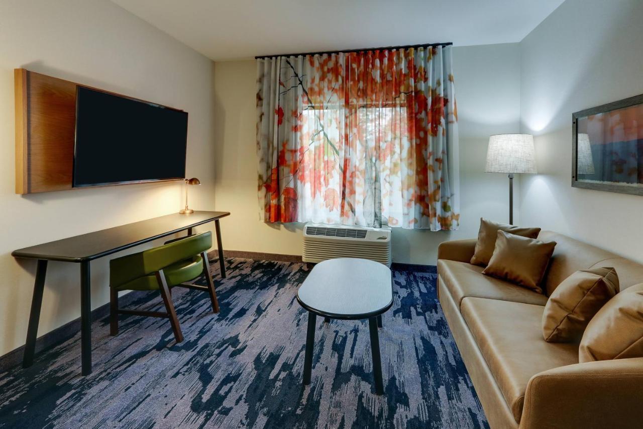 Fairfield Inn & Suites By Marriott Asheville Weaverville エクステリア 写真